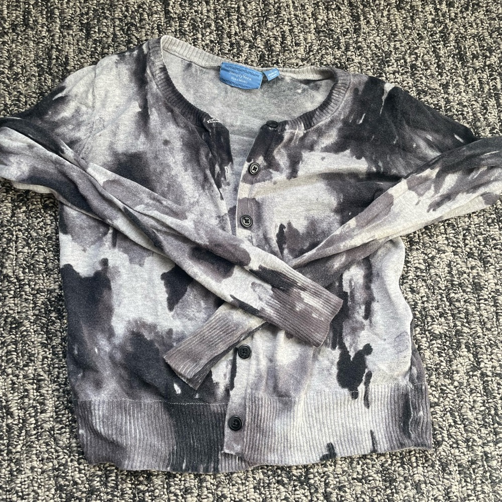 Vera Wang Sweater/Cardigan